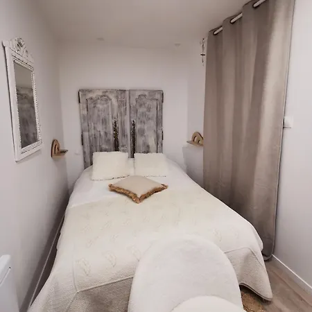 Bed and Breakfast Au Poeme Du Chene, Independant, Calme, Parking Gratuit Basse-Goulaine