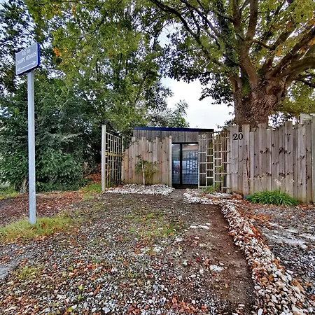 Au Poeme Du Chene, Independant, Calme, Parking Gratuit Bed and Breakfast 3*